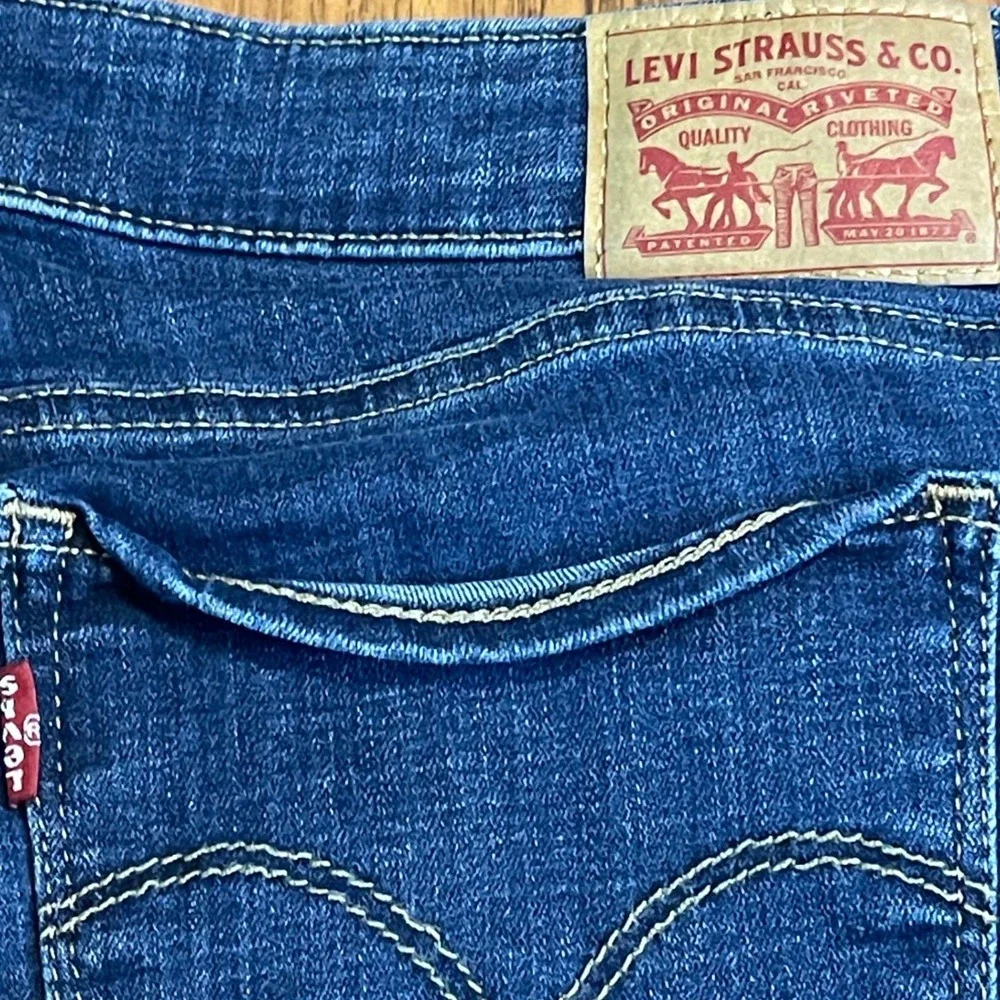 Levis 711 Skinny Jeans Womens 32 Dark Wash Denim Mid Rise Slim Fit 18881-0293